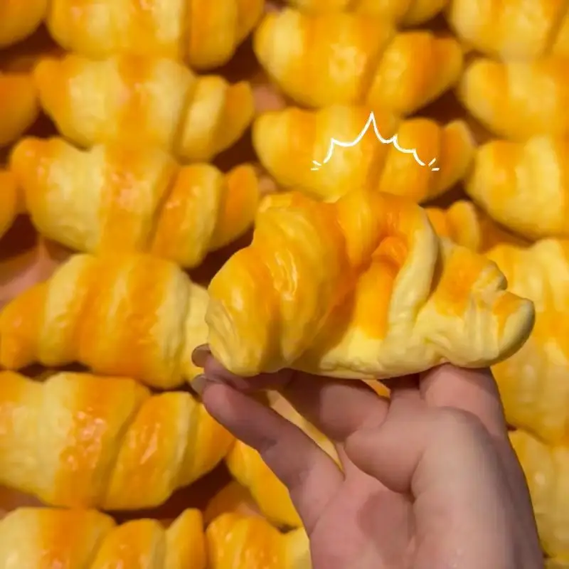 Slow Rebound Fidget Stress Toy 1Pcs Croissant Cat Paw Fried Dough Stick Squishy Toy for Students Exam Anxiety Relief Gift