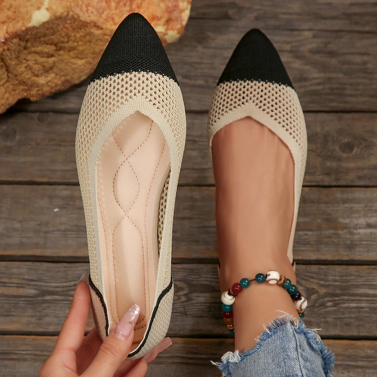 

New Women's Flat Shoes Fashion Leisure Comfortable Walking Large Size 35-43 Pointed Shallow Elastic Knitting Face Versatile