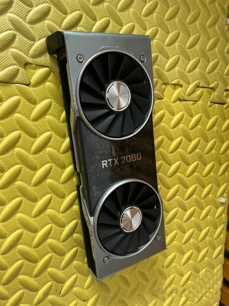 Original-Kühler für die Grafikkarte NVIDIA RTX2080 mit BackPlate. Kühler-Wärmeleitpad Izv