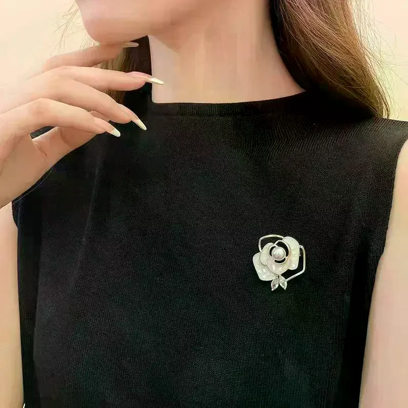 1/2 قطعة كاميليا اللؤلؤ بروش شارة الحداد جنازة الصدار دبوس الراقية الفرنسية الملابس الأنيقة وشاح اكسسوارات بروش هدية