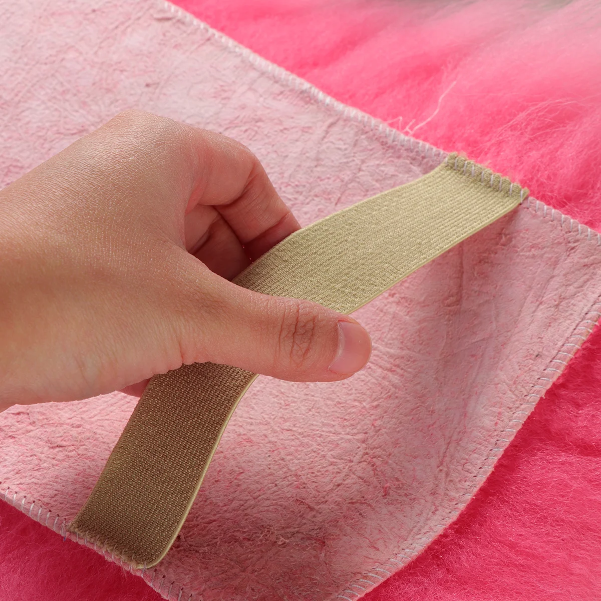 

Car Center Console Armrest Pad Pink Wool Material Healthy Environmentally Friendly High Elasticity Easy to Install Fashion