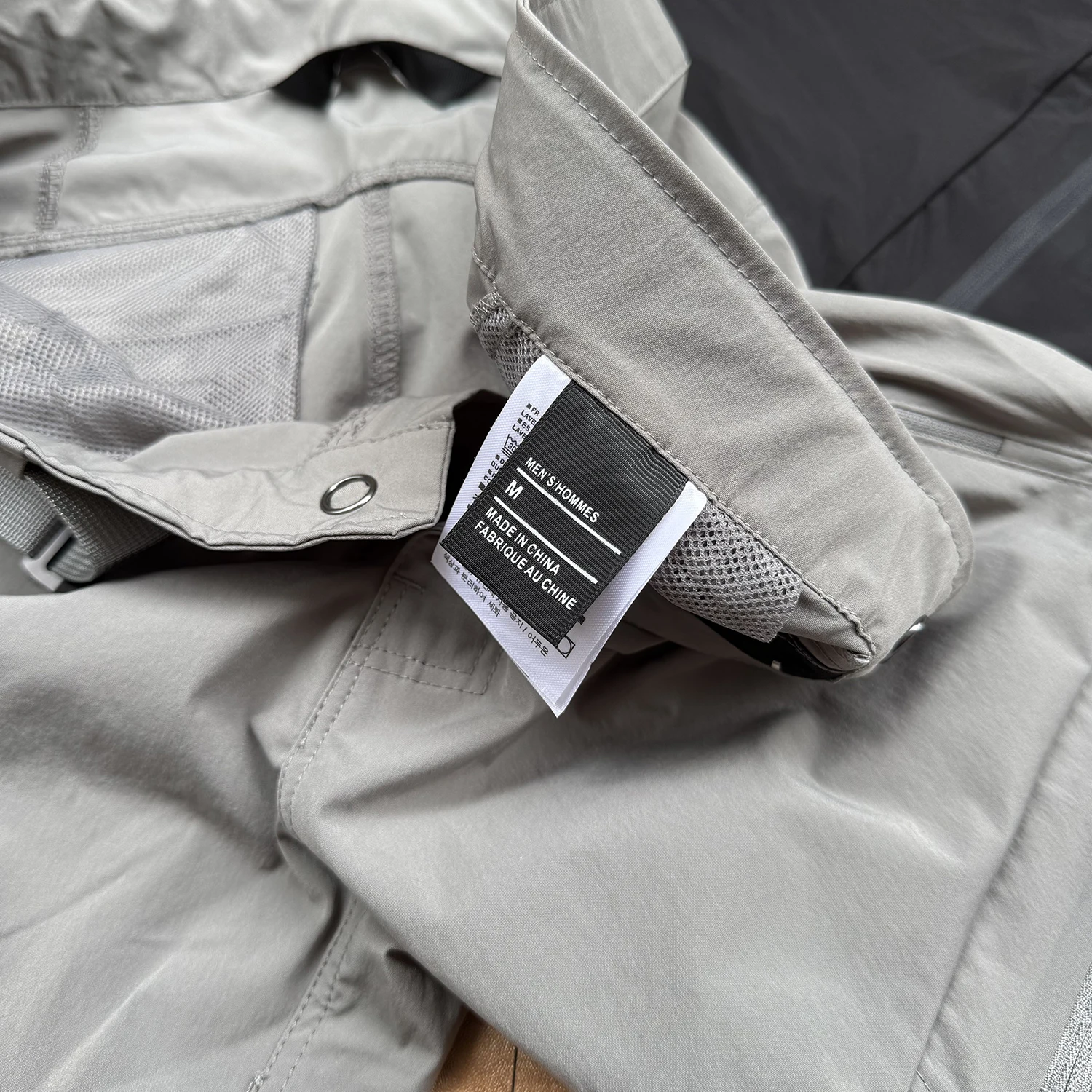 LIGHT WEIGHT Sweatpants Quick-drying Outdoor Vintage Waterproof Printed Loose Soft Shell Trousers Casual Long Pants Trousers Men - view 4