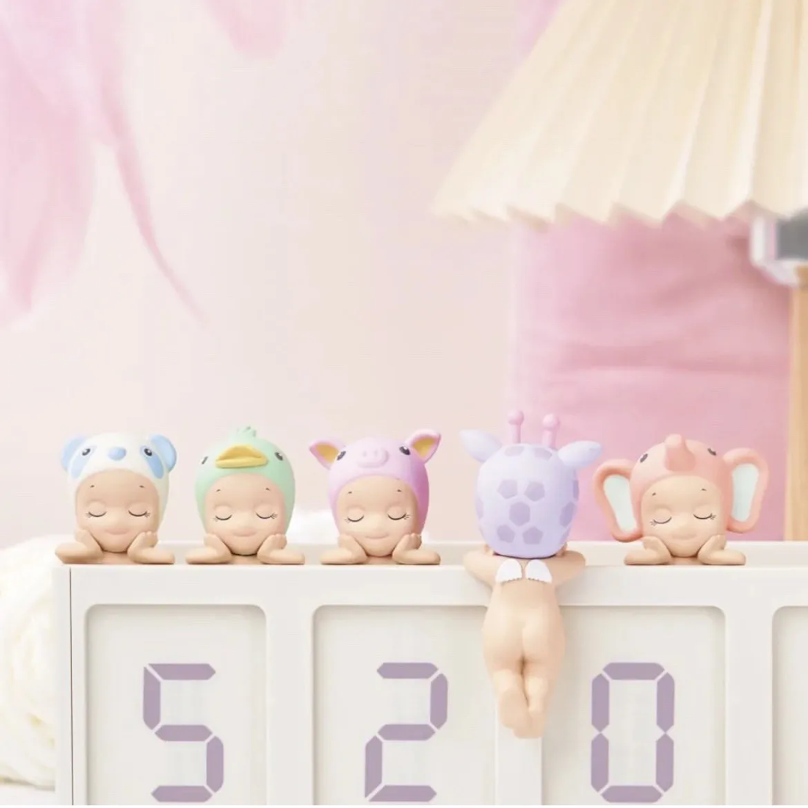 8-10cm Mini Anime Figures Lying Down Angel Ornaments Dolls Angels Dream Sleep Animal Birthday Gift Blind Box Random 1Pcs