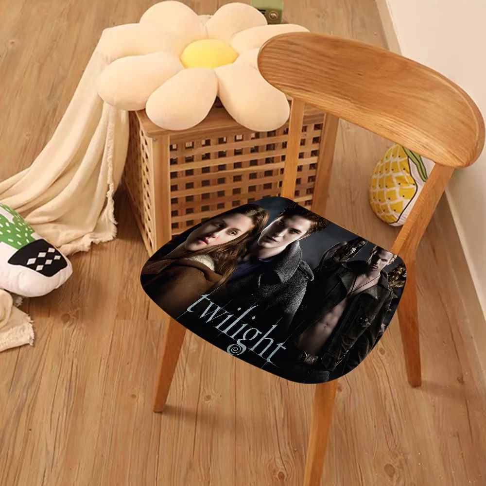 Movie The Twilight Saga Tie Rope Chair Cushion Soft Office Car Seat Comfort Breathable 45x45cm Chair Mat Pad