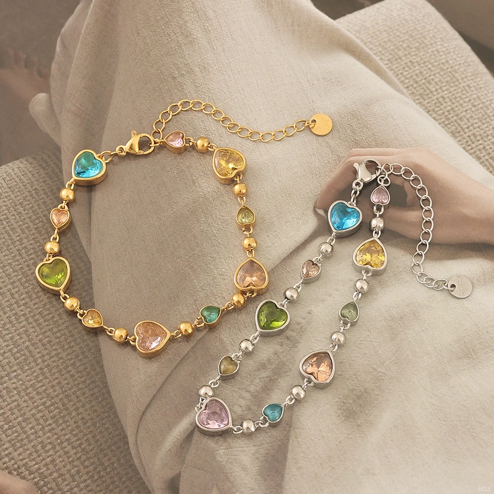 Exquisites Regenbogen-Herz-Kristallarmband für Damen, Edelstahl PVD 18K vergoldet, lichtbeständig, beliebtes Schmuckzubehör – Detail 7