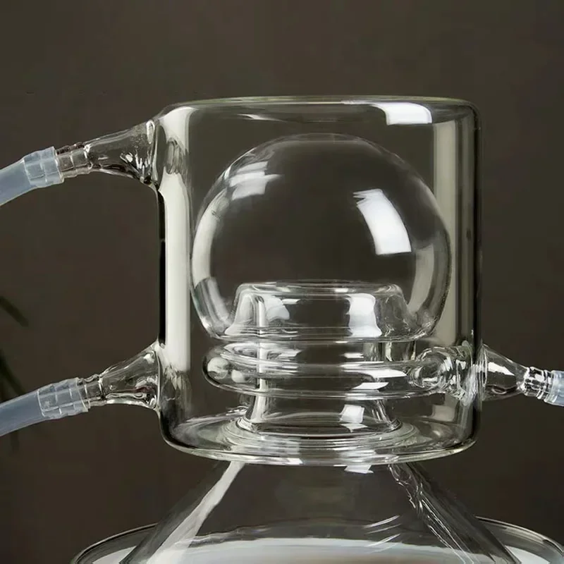 Household 2.5L Glass Distiller, Mini Electric Heating Chinese Medicine Pure Dew Essential Oil Refining Equipment