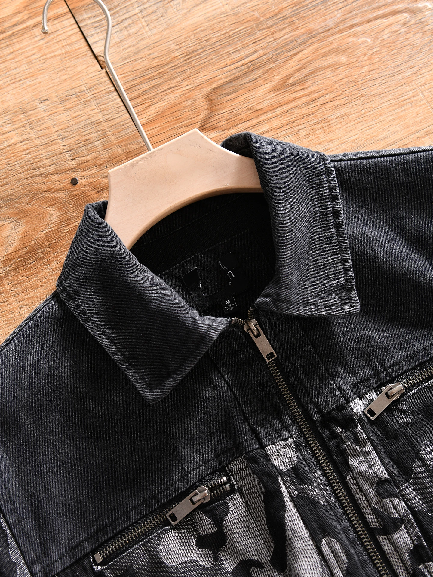 Retro Distressed Cotton Denim Jacket Men's Casual Versatile Spring Autumn Outerwear Zipper Closure Long Sleeve Regular Fit