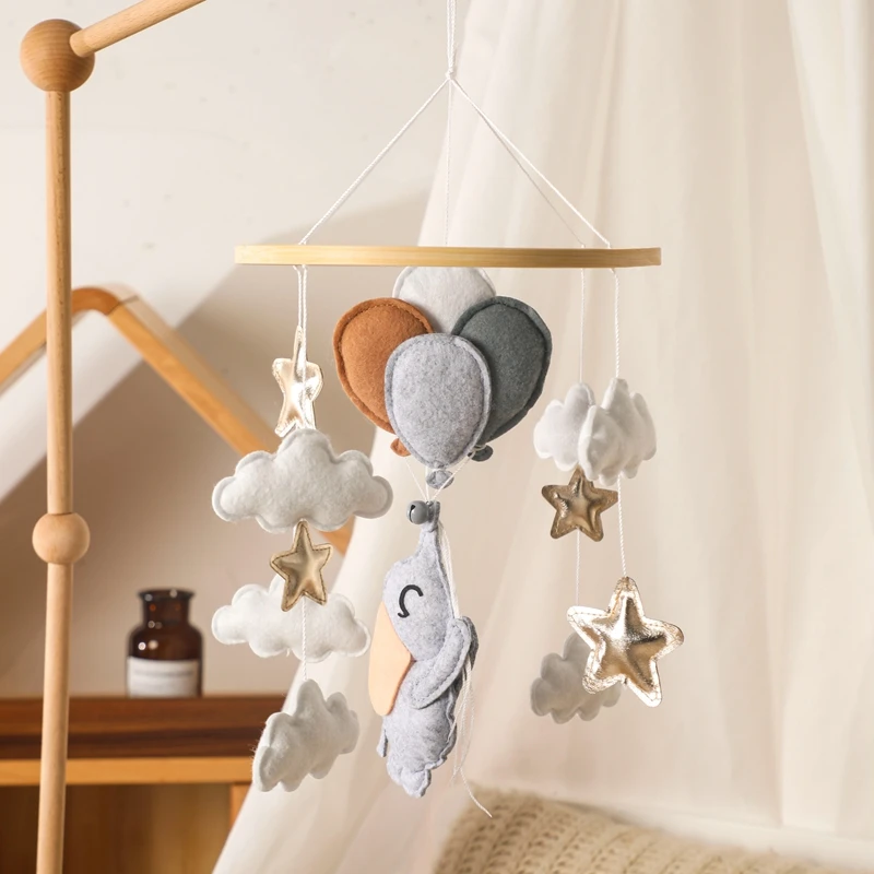 

Wooden Crib Mobile Baby Rattles Toys Soft Felt Cartoon Grey Bear Cloudy Star Moon Hanging Bed Bell Mobile Crib Bracket Baby Gift