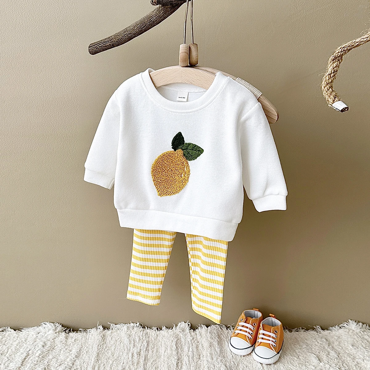 Autumn Baby Girl Clothing Infant Suit Toddler Boys Long Sleeved Pullover Shirt Cotton Newborn Baby Clothes Fruit Embroidery