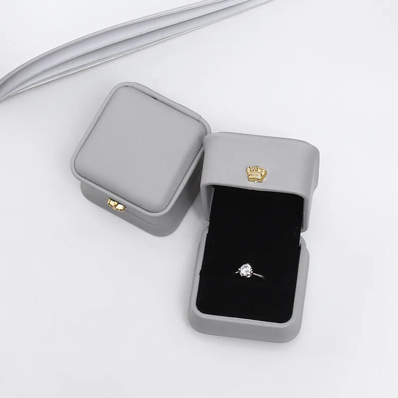 Ring Box Couple Proposal Ring Boxes PU Leather Jewelry Gift Case Ring Earrings Jewelry Display for Wedding Engagement