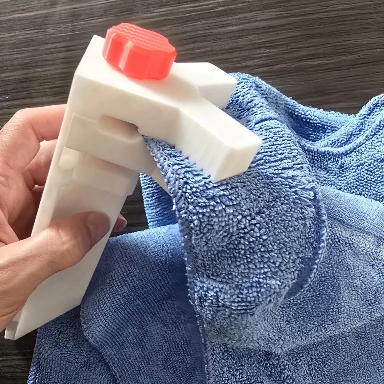 

Outdoor Towel Fixing Tool Outdoor Towel Fixing Clip For Camping Beach Swimming Diving Anti Loss Fastener Outdoor Accessories