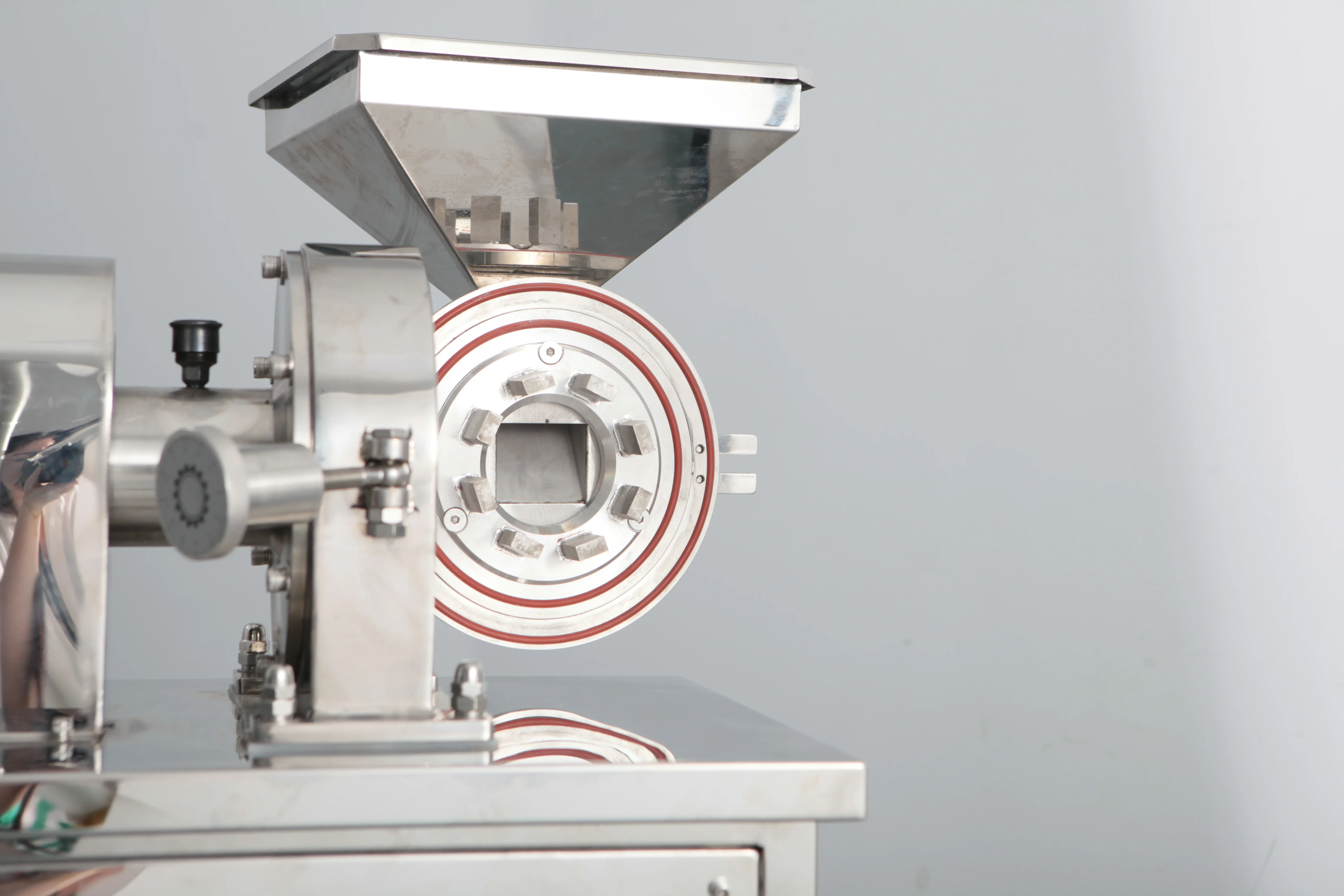 SF-180 3kW Vertical Grinder Industrial Universal Pulverizer for Corn Wheat Continuous Grinding