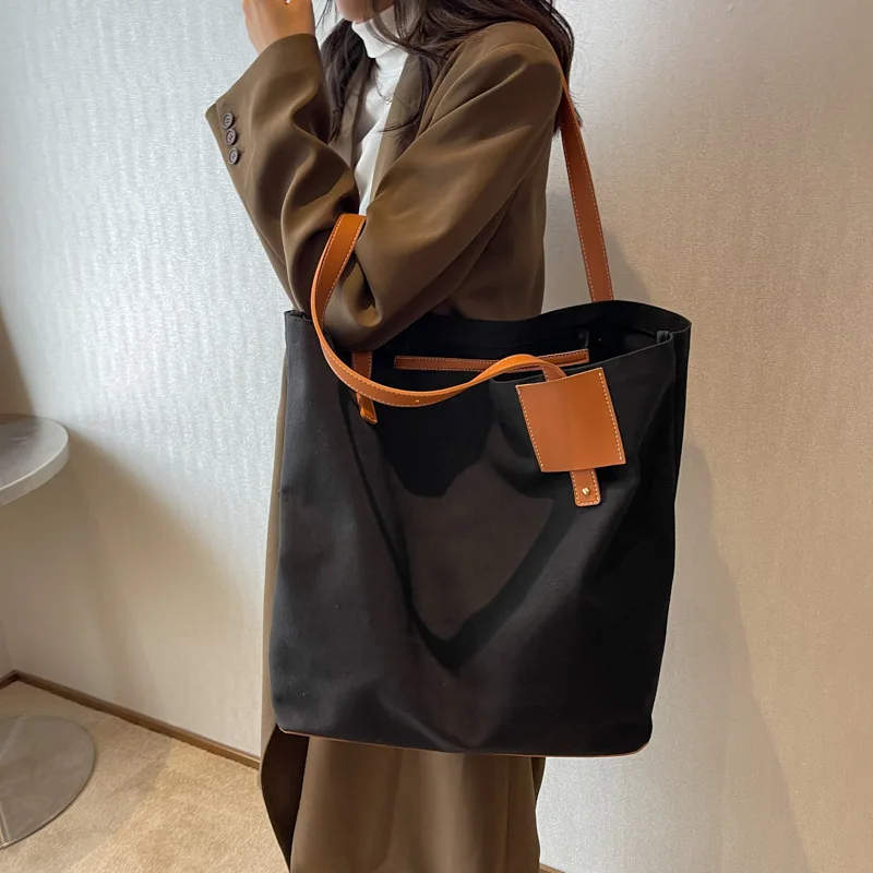 Tote Bag Women  New Color Scheme Design Large Capacity Canvas Bucket One Shoulder Underarm Bags Commuting Handbag Female
