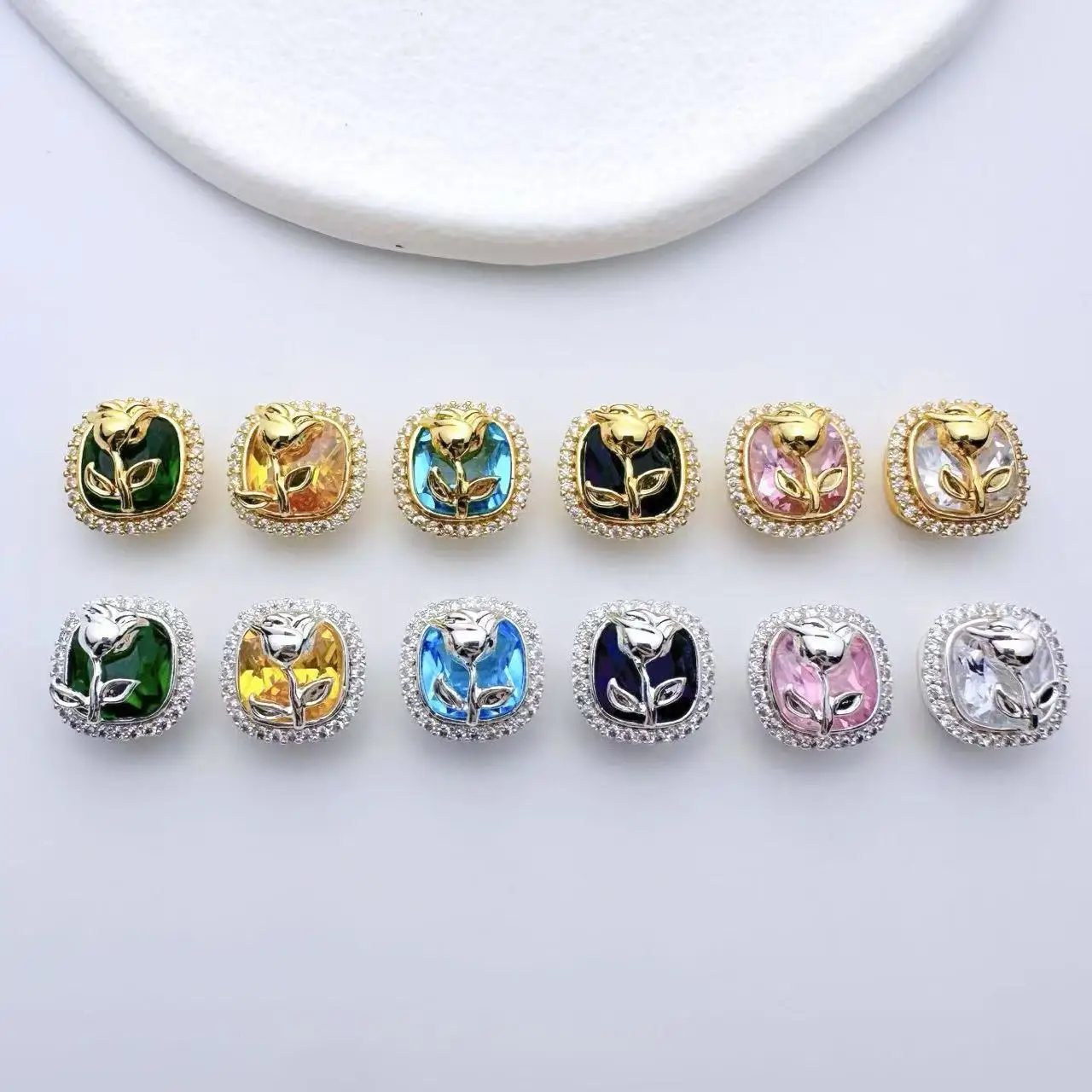 

5pc Copper-plated Gold Inlaid with Zircon Square Flower Multi-pass Bead DIY Pearl Necklace Bracelet Bracelet Jewelry Accessories