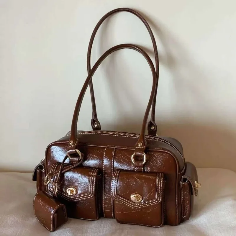 Luxury Boston Bags New Handbags For Women Trendy Commuting Versatile Handbag With Pendents Shoulder Crossbody Pillow Bags