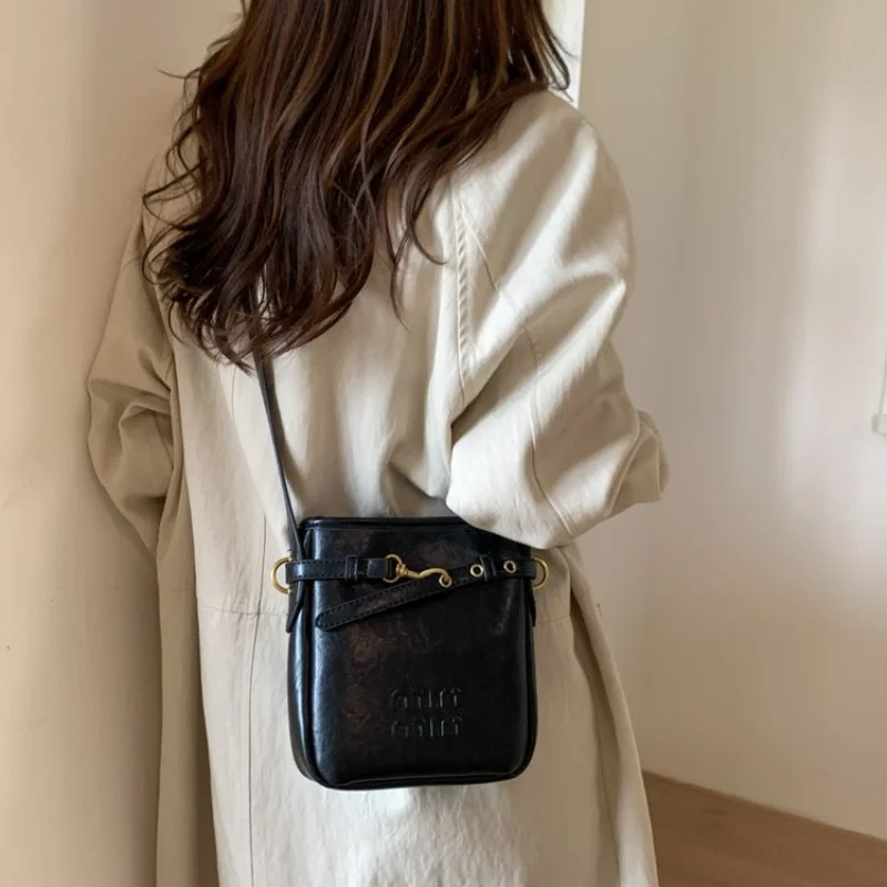 

Женская сумка-мессенджер из тонкой кожи с парижским стилем и повседневным винтажным модным дизайном ​