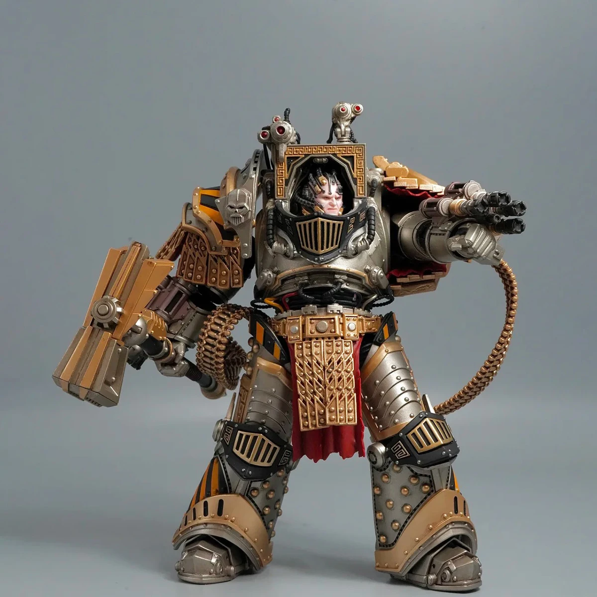 JOYTOY ウォーハンマー 30K アイアンウォリアーズ アクションフィギュア パーツラボ アニメフィギュア 第4軍団のプライマーチ 可動関節モデル