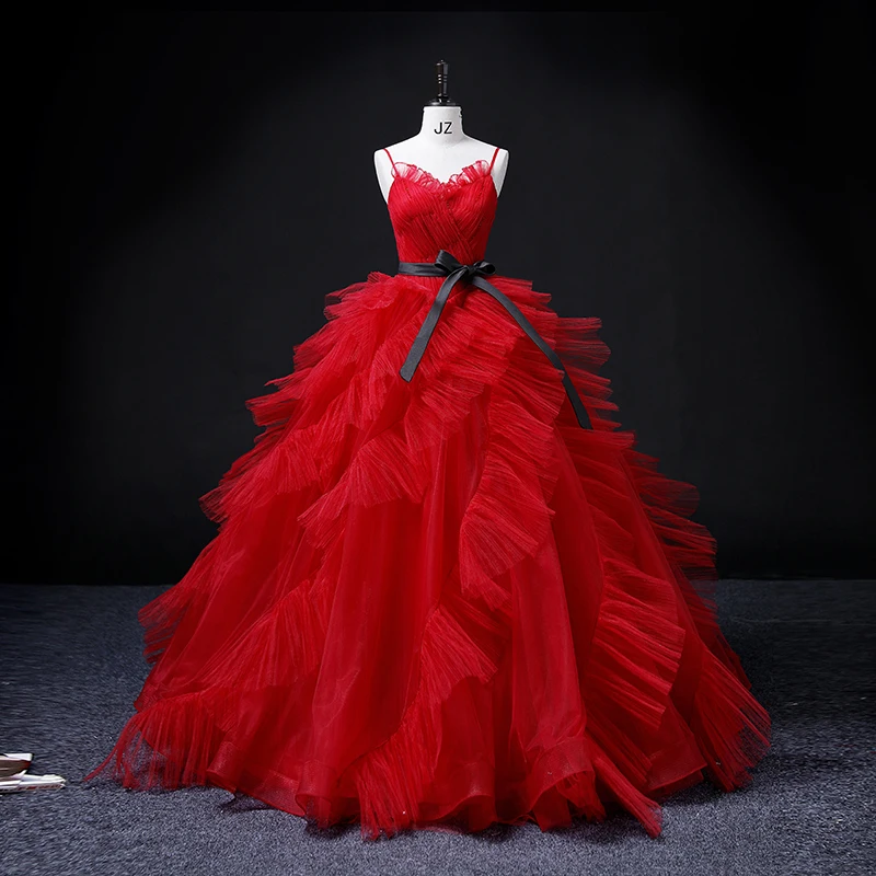 

Red Quinceanera Dresses 2024 V-neck Spaghetti Strap Ball Gown With Ruffles Romantic Fashionable Prom Dress Plus Size Vestidos