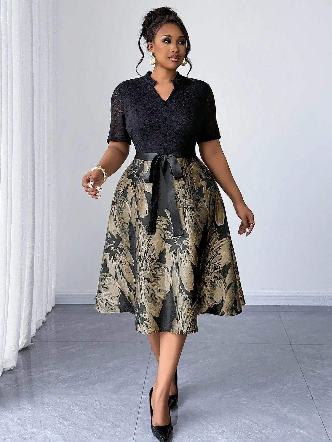 

Elegant Plus Size Lace Top Floral Print A-Line Dress with Tie Waist