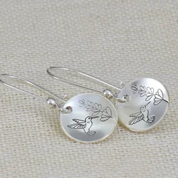 Vintage Silver Color Carved Hummingbird Pendant Earrings Fashion Simple Popular Earrings for Women Earring Daily Accessories