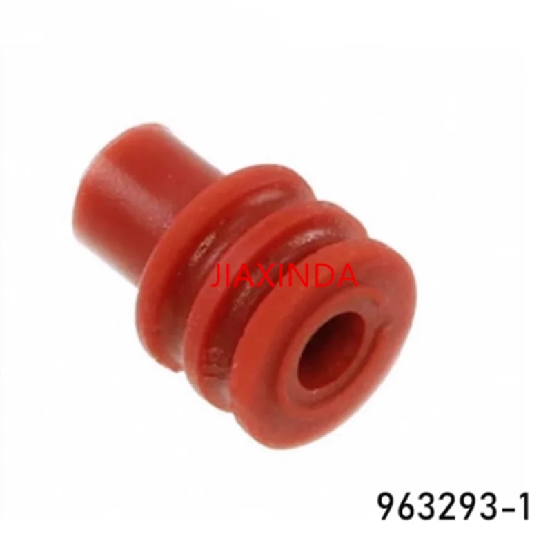 15326667  Connector plug with sealing rubber shell and plastic housing connector