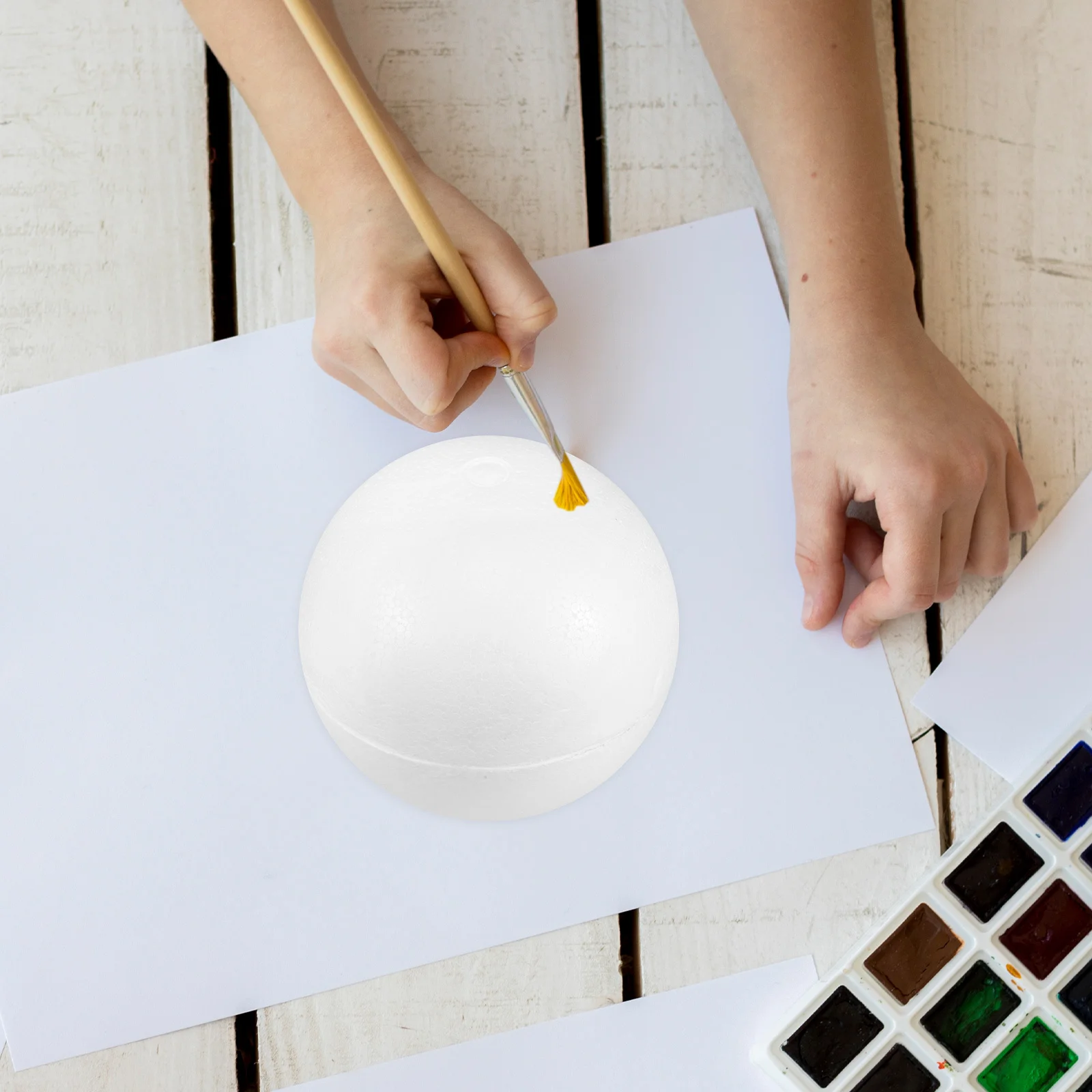 

6Pcs White Hollow Polystyrene Foam Balls Lightweight Smooth DIY Wedding Decorations Painting Supplies Craft Foam Balls