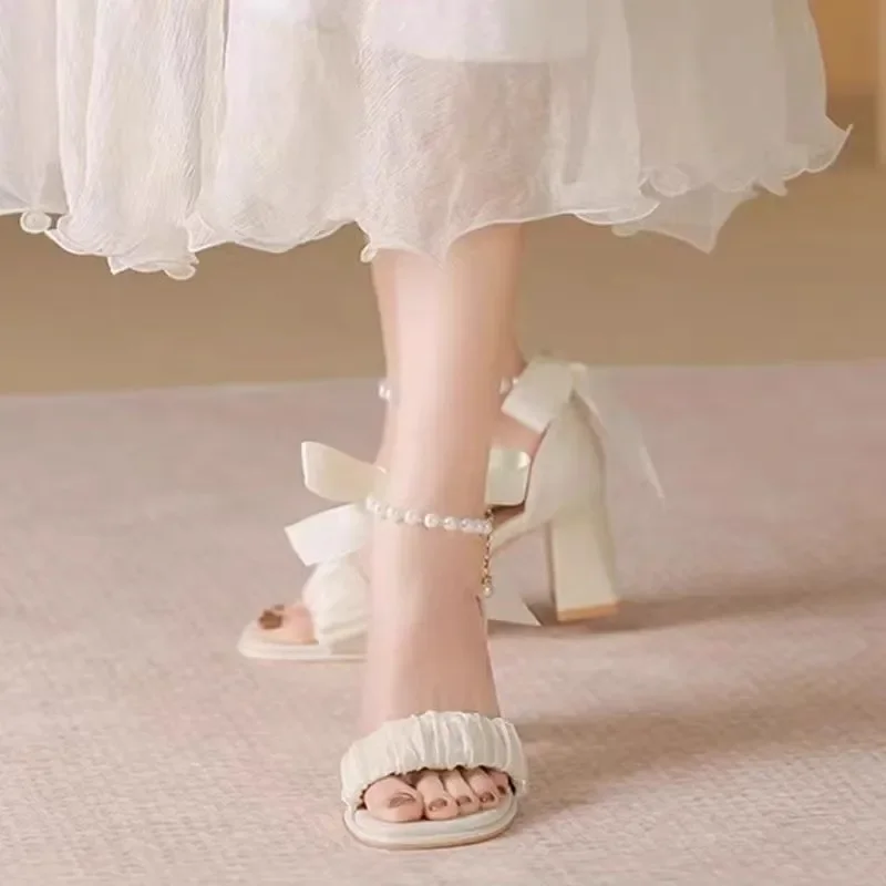 New Fashion High Heels Comfort Shoes for Women Pearl Sandals Suit Female Beige Block Heels All-Match Black Bow Fashion Chunky Gi