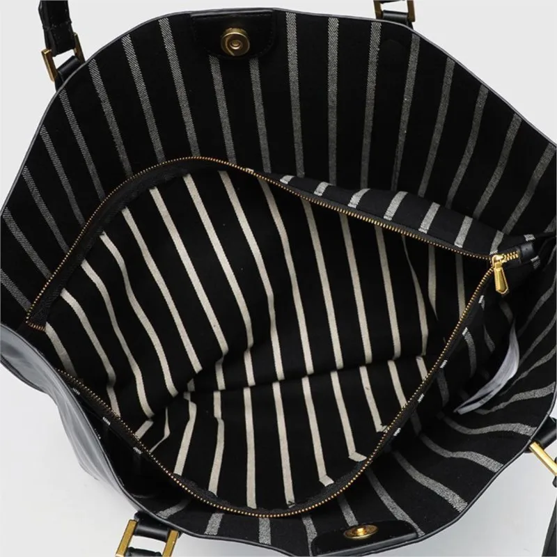 Thumbnail 4 - #72 Best Shopping Tote Bags to Buy In 2026