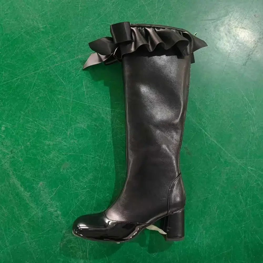 

Fashion Black Leather Chunky Block Heel Knee-High Boots Glossy Patent Toe Ruffled Cuff with Satin Bow Elegant Looks for Lady