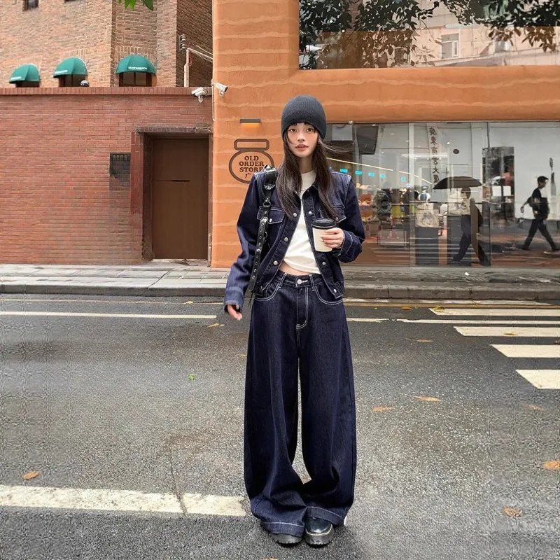 

A Short Dark Blue Denim Jacket Women Autumn Slim American-style High-end Jacket Top Set Short Women Fashionable and Individual