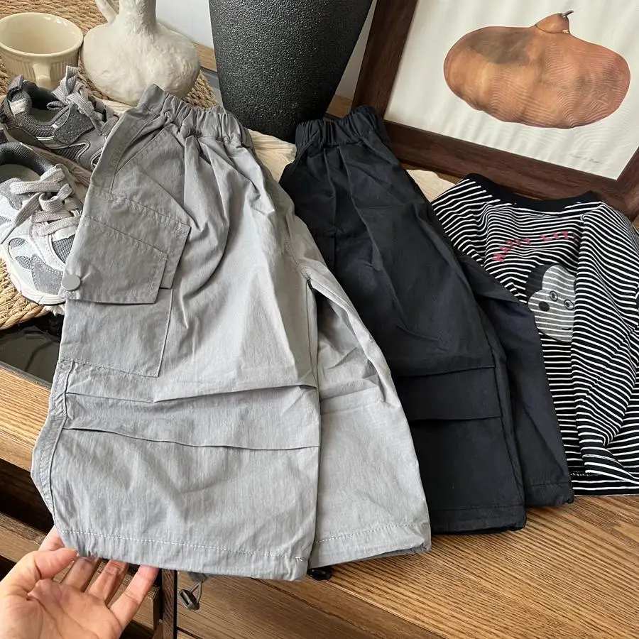 Chic Korean Boys Girls Stylish Versatile Cargo Pants Kids Loose Pleated Casual Straight Leg Pants 2026 Spring