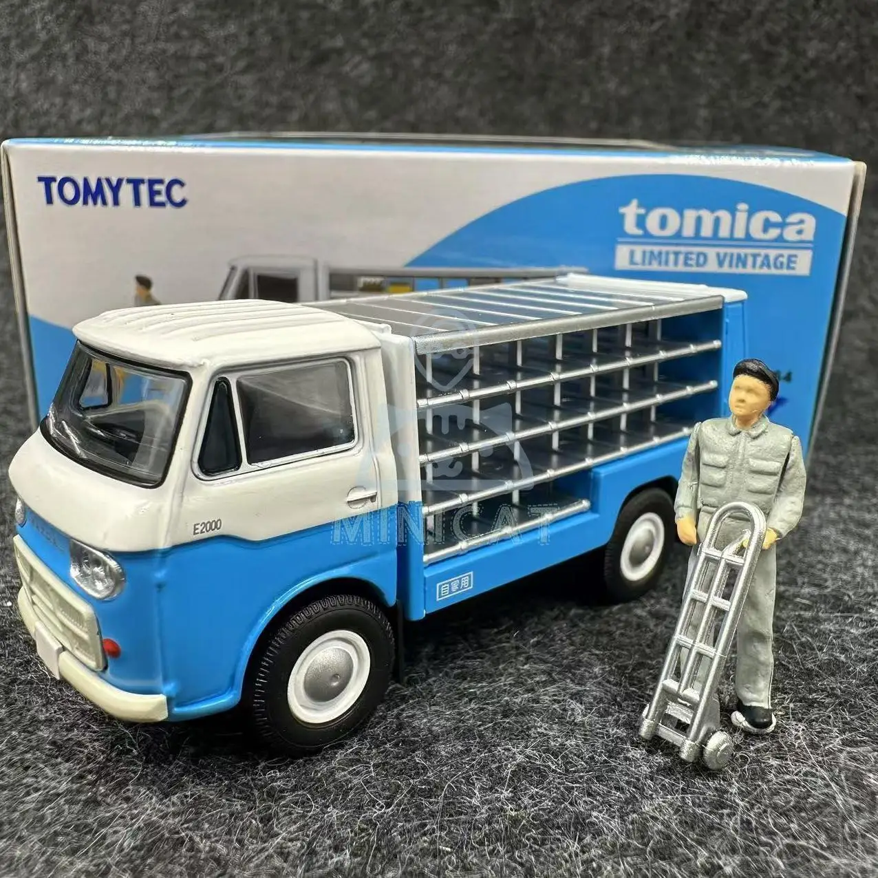 202410 Tomytec TOMICA TLV 1/64 LV-210a Mazda E2000 Bottle Car Die-cast Alloy Car Model Collection Toy Gift