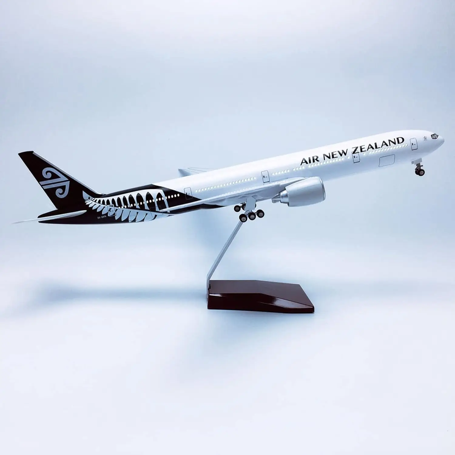 

Diecast Model B777 Air New Zealand Aircraft Plane 1/157 Scale 47cm Diecast Aviation Airplane Models For Adults