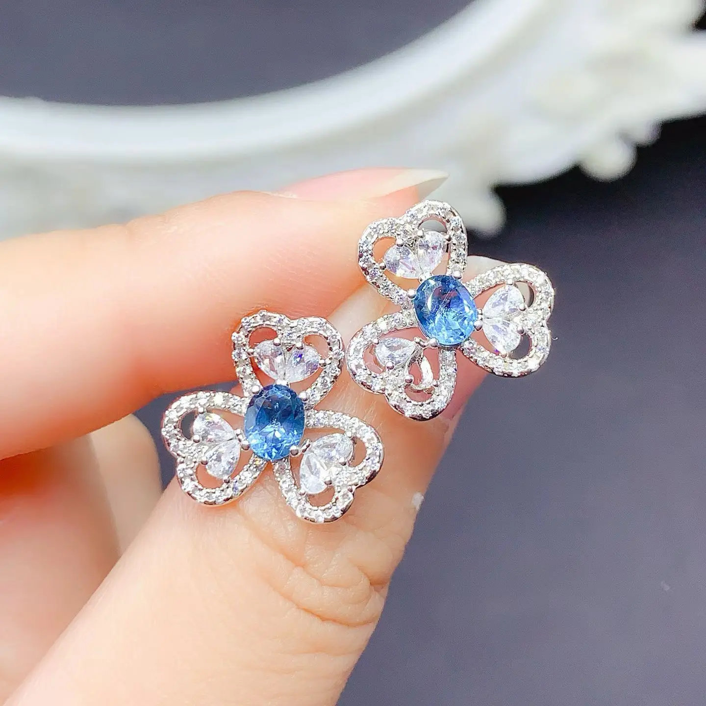 

Серьги из чистого серебра, серьги-гвоздики с натуральным топазом, неаллергенные, 4 мм * 5 мм, ювелирные изделия с топазом класса VVS и позолотой 18 карат