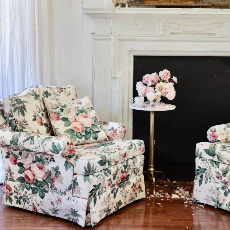 French retro style fabric sofa American pastoral floral cotton and linen printing living room small apartment medium and ancient
