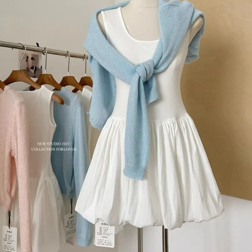 Hepburn White Suspender Flower Bud Dress New Spring and Summer A Small Stature High-end Feel Paired with A Fluffy Short Skirt