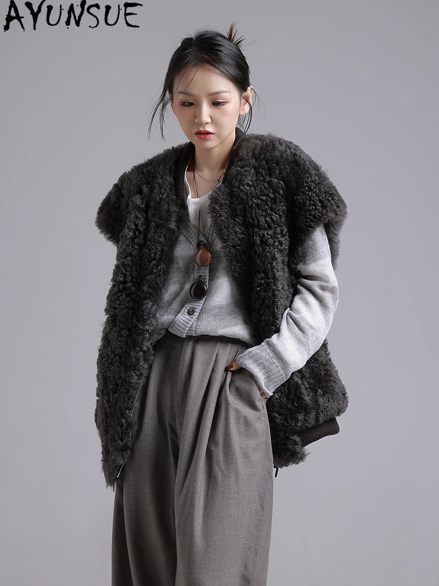 AYUNSUE หนังแกะจริงขนสัตว์เสื้อกั๊กผู้หญิงจริงหนังเสื้อแขนกุดกลางความยาวเสื้อ 2025 ฤดูหนาวเสื้อผ้าหญิงба