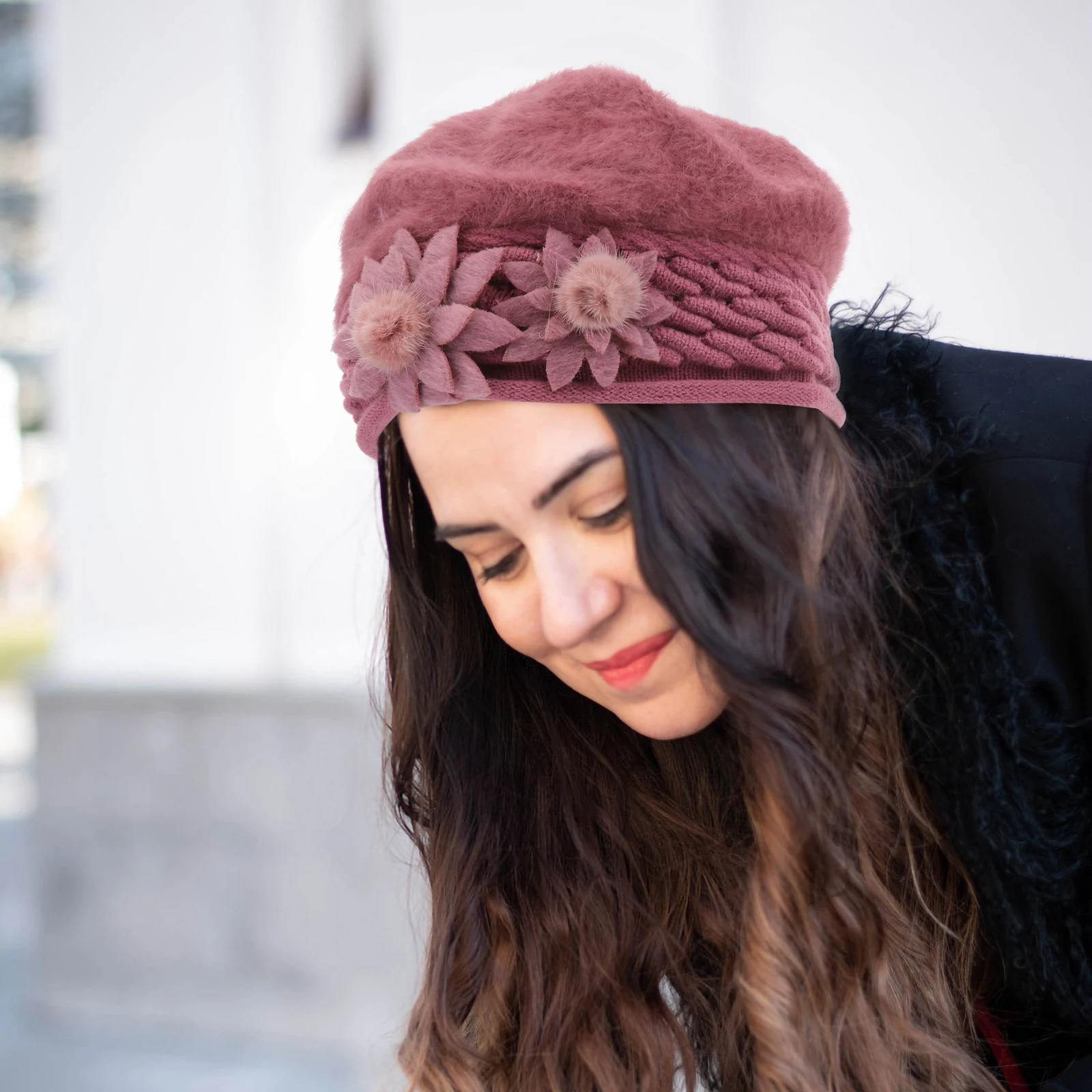 

Women's Purple Thick Wool Knitted Beanie Side Flower Design Warm Winter Hat Outdoor Ski Camping Cap Knitted Hat