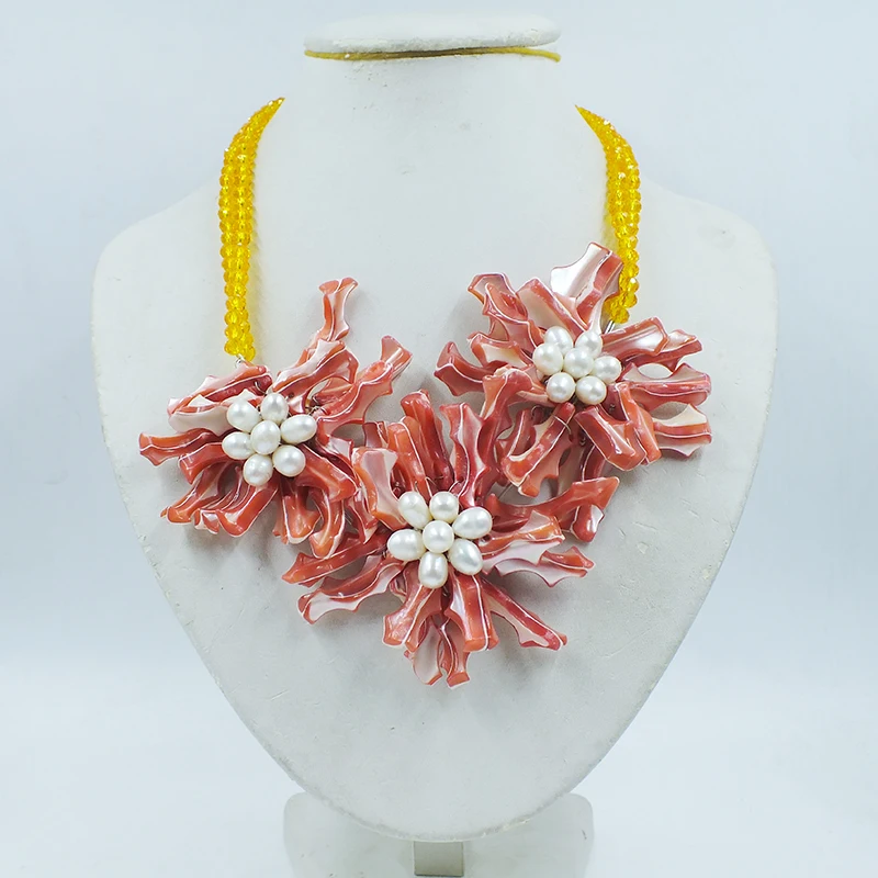 Classic crystal, shell pearl, flower necklace 20