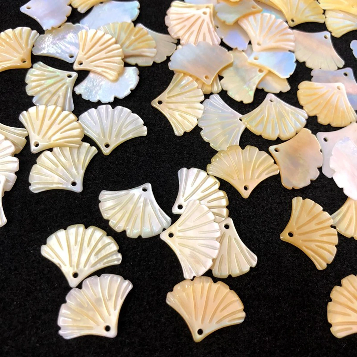 

6Pcs Ginkgo Leaf Pendant Seawater Shell Small Pendant For Jewelry Making DIY Earring Necklace Tassel Accessory
