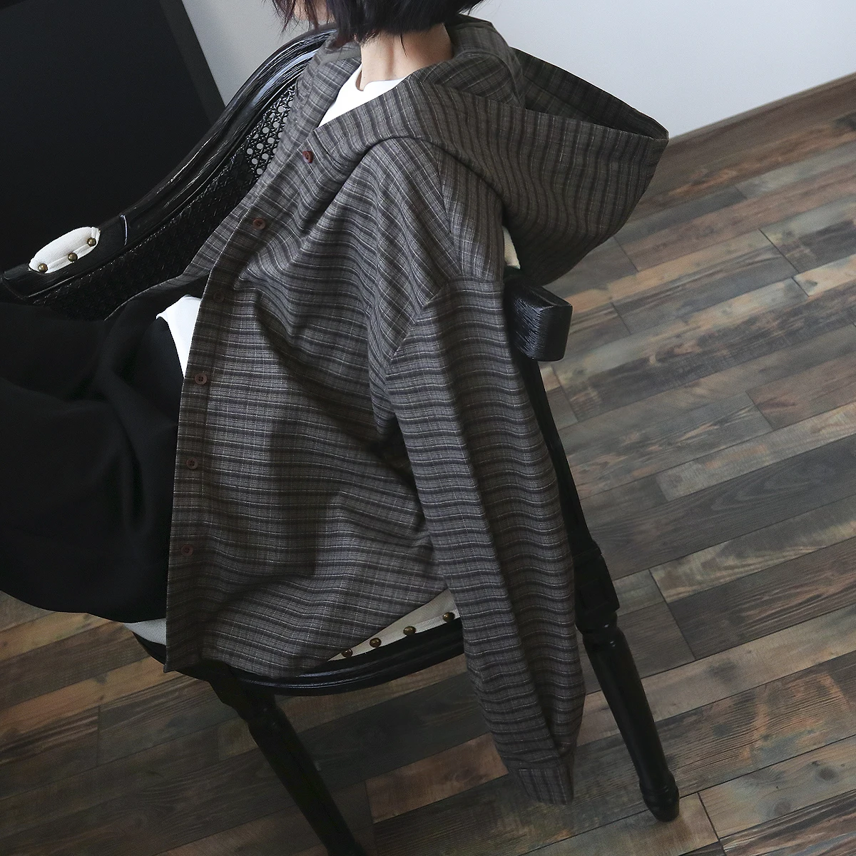 

Thiened фланелевая клетчатая свободная женская одежда irt индивидуальная повседневная верхняя одежда осеннего сезона из смеси полиэстера Long Sve