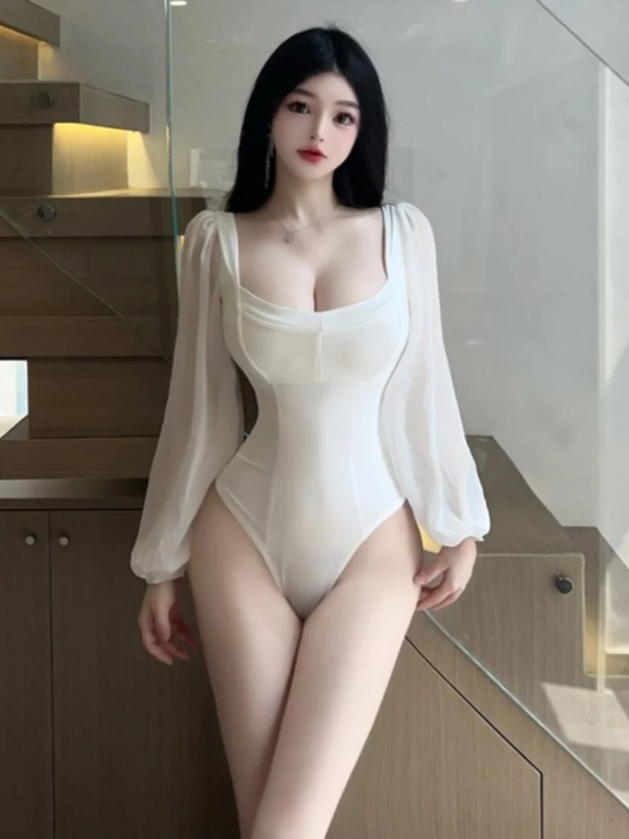 

Модный комбинезон-боди для полных женщин (размер 300), с низкой горловиной, облегающий, с длинными рукавами, квадратным вырезом, T-образный вырез, стильный...