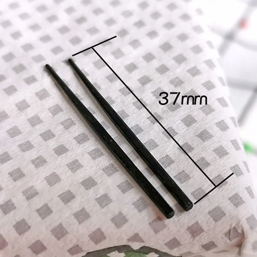 Bacchette in miniatura per casa delle bambole 1/12 con supporto Mini bacchette Set di riposo Modello giocattolo per accessori per casa delle bambole Decorazione ob11 bjd