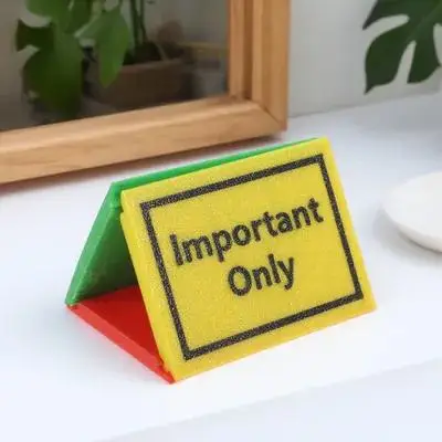 

Compact Triangle Desk Sign Block Detachable Office Tabletop Indicator for Do Not Disturb Or Come in Status Multi-Color Indoor