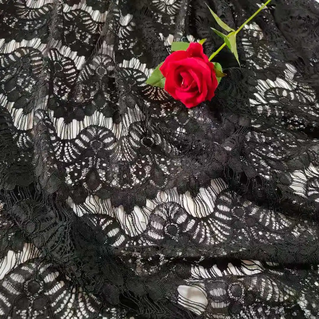 tecido-de-renda-vazada-de-alta-qualidade-com-efeito-cilios-preto-e-branco-material-para-confeccao-de-vestidos-tecido-para