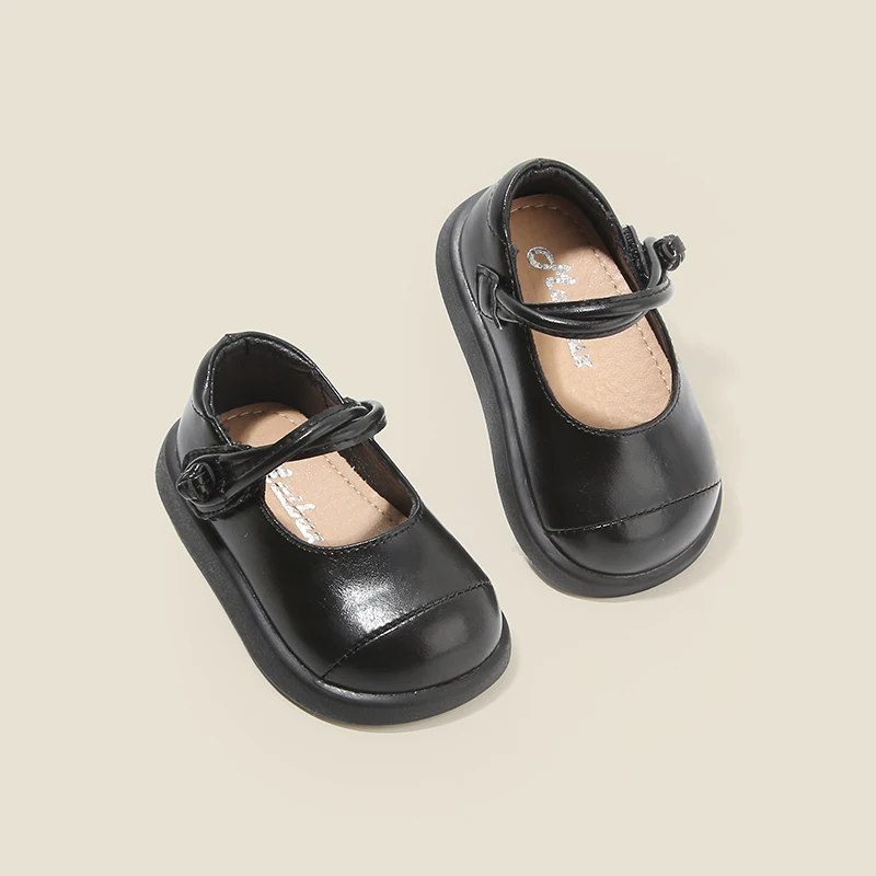 

Обувь для девочек, женская детская прогулочная обувь, простые маленькие кожаные туфли, корейская версия детской обуви на весну и осень