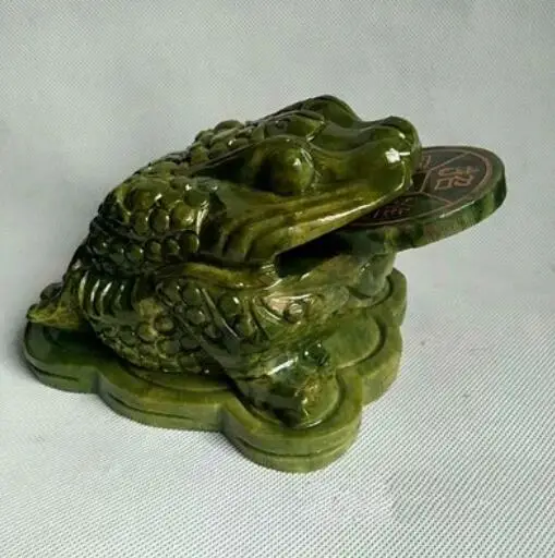 Collection Chinese Natural Jade Jade Carving Ornaments Jade Carved Jade Feng Shui Decoration Toad Animal Statue