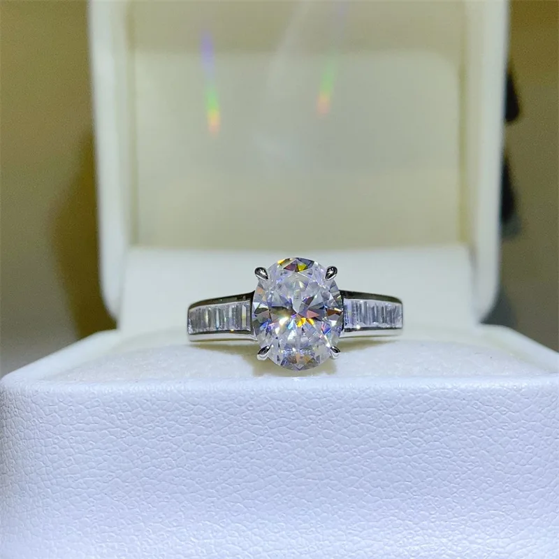 

Luxury Inlaid Oval Ring For Women 3ct Moissanite PT950 Platinum Elegant oval design with full diamonds, gorgeous and upscale