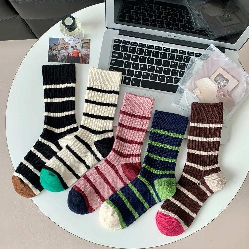 

2025 New Cotton women's long socks, mid tube, Korean style breathable casual socks, autumn and winter striped, cute for women