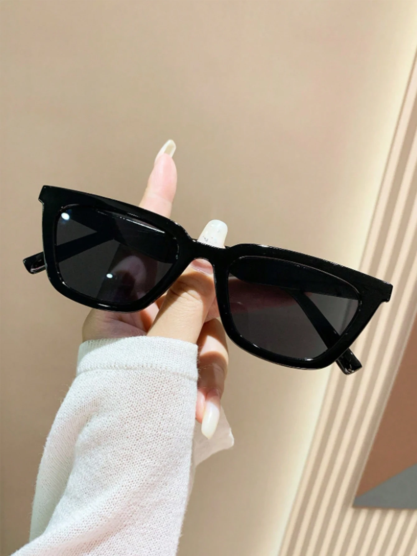 1 Stück europäische und amerikanische Mode trendige Cat-Eye-Rahmen-Sonnenbrille, geeignet für tägliche Fotografie-Accessoires, Urlaub – Detail 1